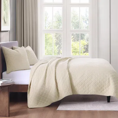 Ashley Indigo Hill 3-piece King Comfort Quilt Set In White