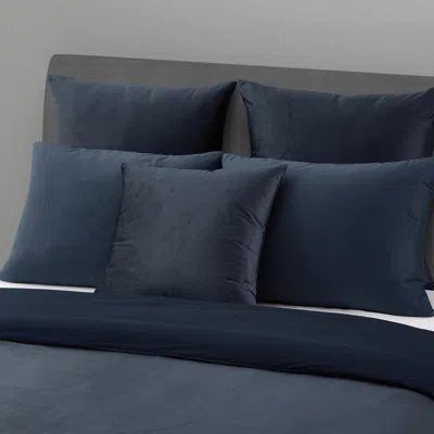Ashley J. Queen Modern Valencia 20" Square Decorative Throw Pillow In Blue