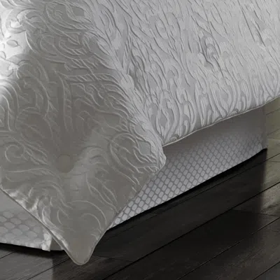 Ashley J. Queen New York Astoria California King Comforter Set In White