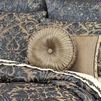 Ashley J. Queen New York Glimmerstone Round Decorative Throw Pillow In Gold