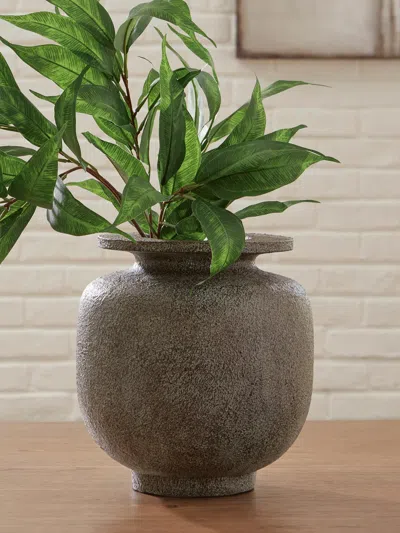 Ashley Jedwick Vase In Gray