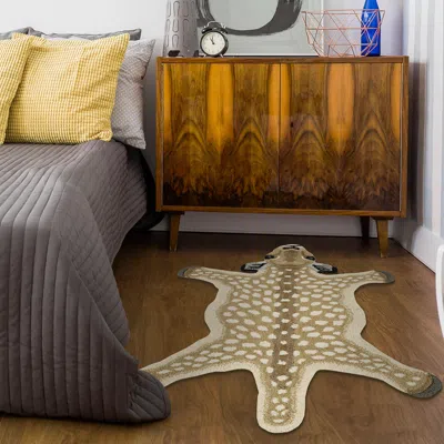 Ashley Linon Jungle Antelope 2' X 3' Accent Rug In Sand