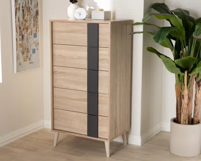 Ashley Lisen 5 Drawer Chest In Brown