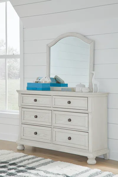 Ashley Robbinsdale 6 Drawer Youth Dresser And Mirror In White