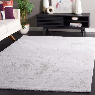 Ashley Safavieh Neptune 8' X 10' Area Rug In White