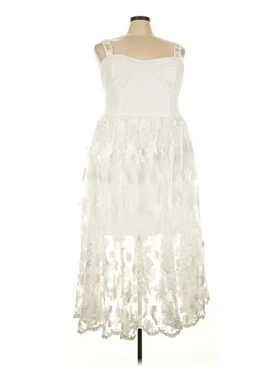 Pre-owned Ashley Stewart Cocktail Dress In White