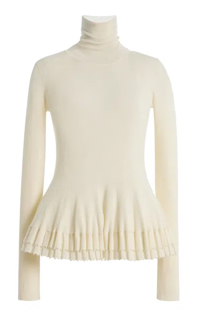 Ashlyn Moda Operandi In White