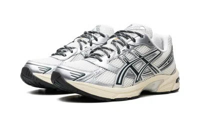Pre-owned Asics 1203a565-100 Kith  Vintage Tech Gel-1130 Cream Scarab (men's) In White