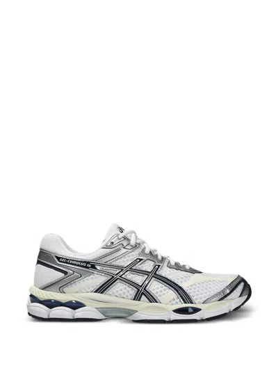 Asics Cumulus 16 Lace-up Sneakers In White
