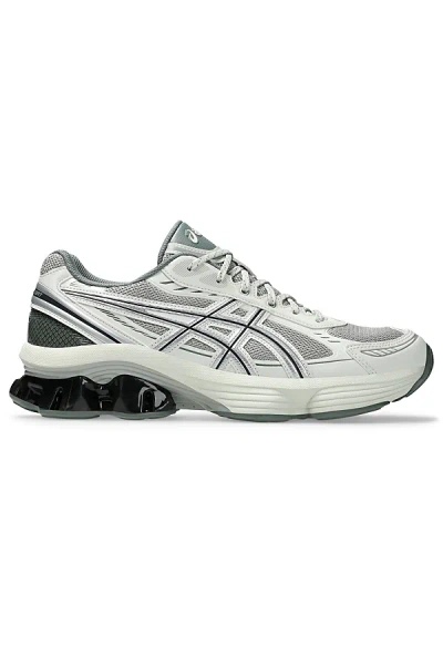 ASICS GEL-KINETIC FLUENT SPORTSTYLE SNEAKERS IN SEAL GREY/PURE SILVER AT URBAN OUTFITTERS