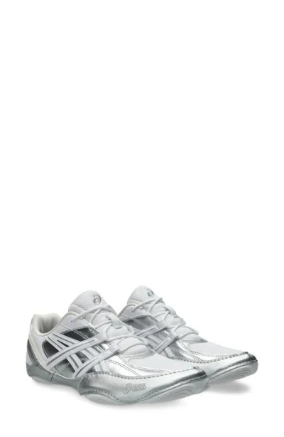 Asics ® Gender Inclusive Hypersync™ Sneaker In Silver