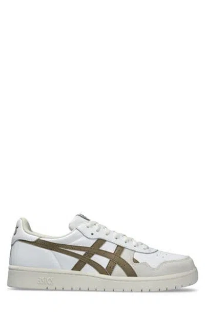 Asics ® Japan S Standard Sneaker In White/pepper