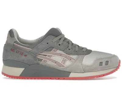 Pre-owned Asics Men's  Gellyte Iii Og Sneakers In Oatmeal/fawn In Brown