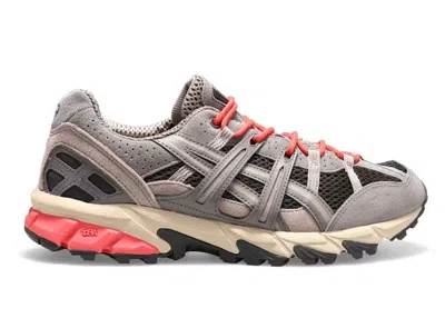 Pre-owned Asics Men's  Gelsonoma 1550 Sneakers In Clay Grey/obsidian Grey