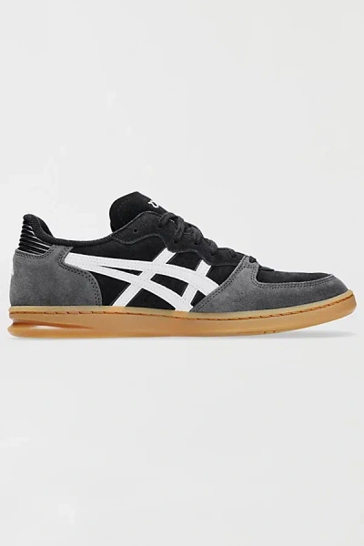 ASICS MEN'S SKYHAND OG SPORTSTYLE SNEAKER IN BLACK/WHITE, MEN'S AT URBAN OUTFITTERS