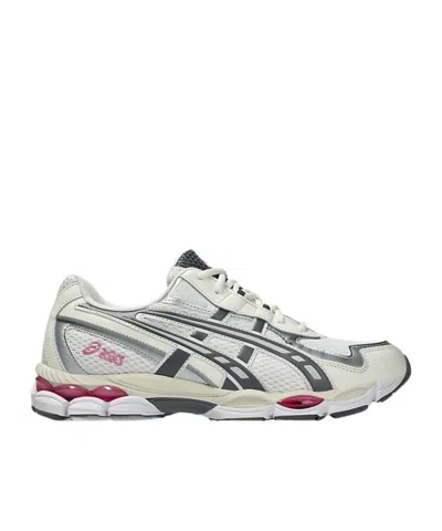 Asics Round Toe Low-top Sneakers In White