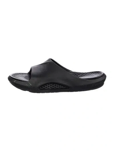 Pre-owned Asics Rubber Slides In Black
