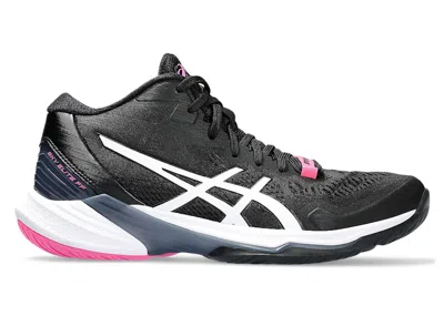Pre-owned Asics Sky Elite Ff 2 (women's) Sneakers In Black/white