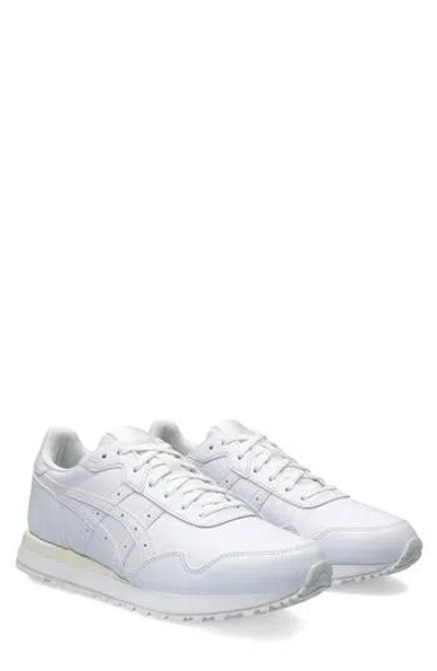 Asics ® Tiger Runner Ii Sneaker In White