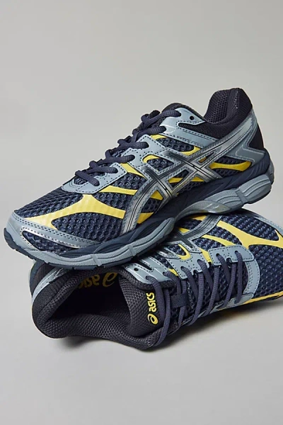 Asics Unisex Gel Cumulus 16 Sneaker In Carrier Grey/pure Silver At Urban Outfitters In Multi