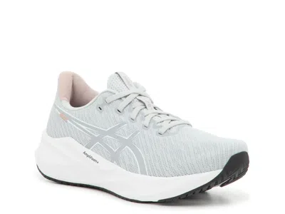 Asics Versablast 4 Running Shoe In Gray