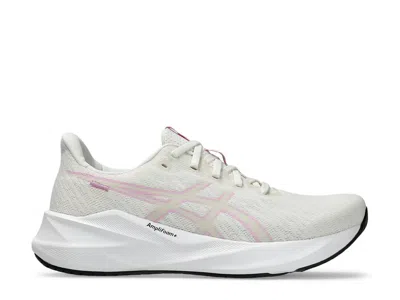 Asics Versablast 4 Running Shoe In White