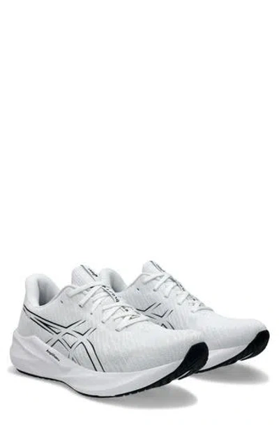Asics ® Versablast 4 Training Shoe In White/black