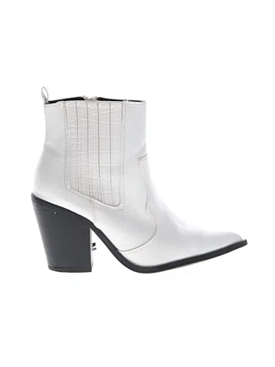Pre-owned Asos Design Ankle Boots In White