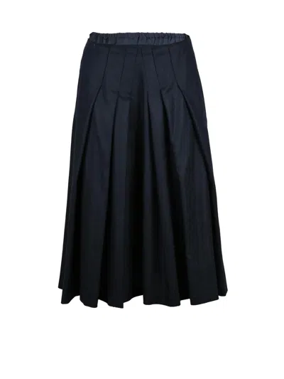 Aspesi Fluid Viscose Flared Skirt With Structured Pleats And Pockets In Blue