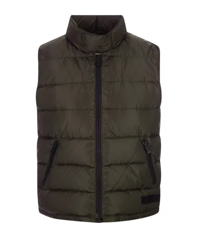 Aspesi Sleevless Zipper Vest In Black