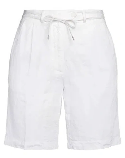 Aspesi Woman Shorts & Bermuda Shorts White Size L Linen