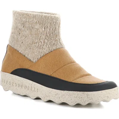 Asportuguesas By Fly London Close Water Resistant Bootie In Brown