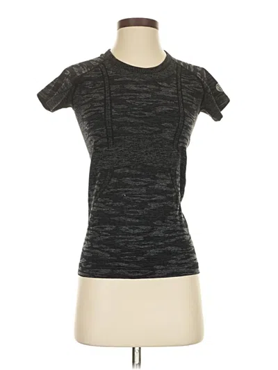 Pre-owned Assorted Brands Active T-shirt In Gray