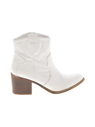 Pre-owned Assorted Brands Ankle Boots In White
