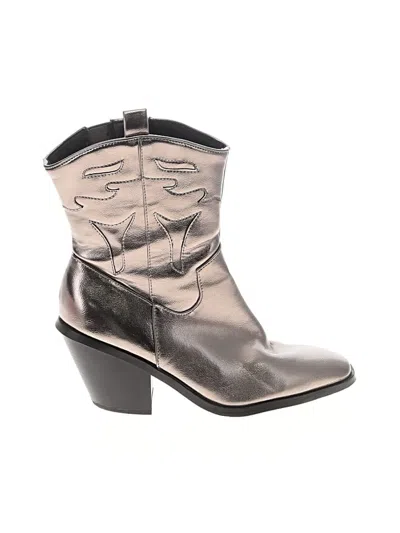 Pre-owned Assorted Brands Boots In Silver