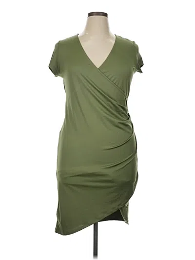 Pre-owned Assorted Brands Cocktail Dress In Green
