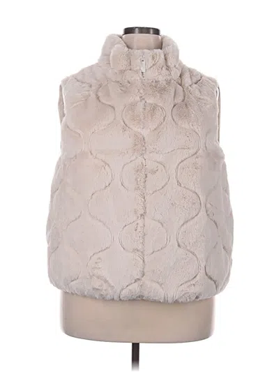 Pre-owned Assorted Brands Faux Fur Vest In White
