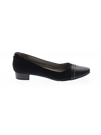 Pre-owned Assorted Brands Flats In Black