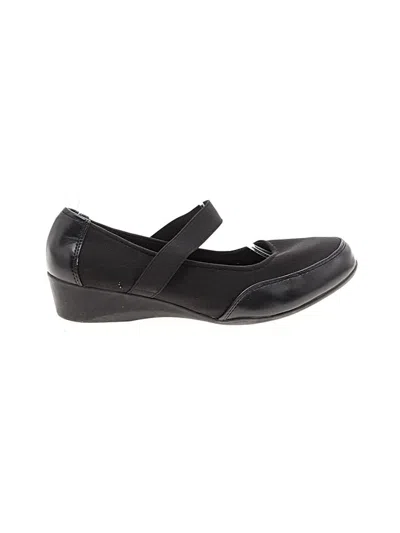 Pre-owned Assorted Brands Flats In Black