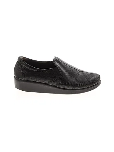 Pre-owned Assorted Brands Flats In Black
