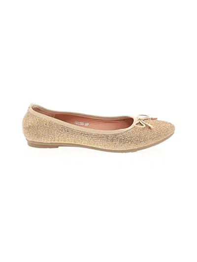 Pre-owned Assorted Brands Flats In Gold
