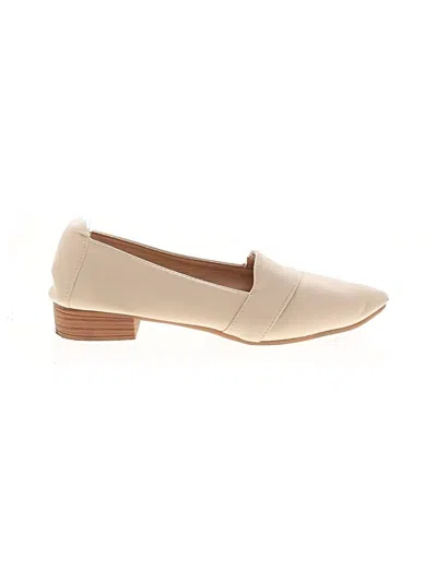 Pre-owned Assorted Brands Flats In Ivory