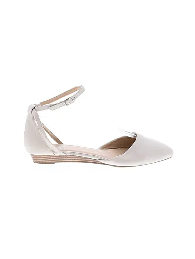 Pre-owned Assorted Brands Flats In Ivory
