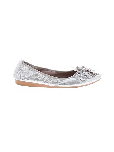 Pre-owned Assorted Brands Flats In Silver