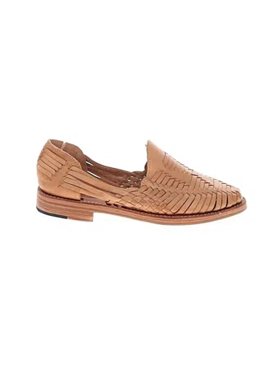 Pre-owned Assorted Brands Flats In Tan
