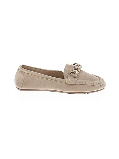 Pre-owned Assorted Brands Flats In Tan