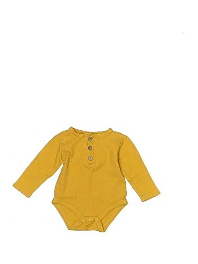 Pre-owned Assorted Brands Babies' Long Sleeve Onesie In Gold