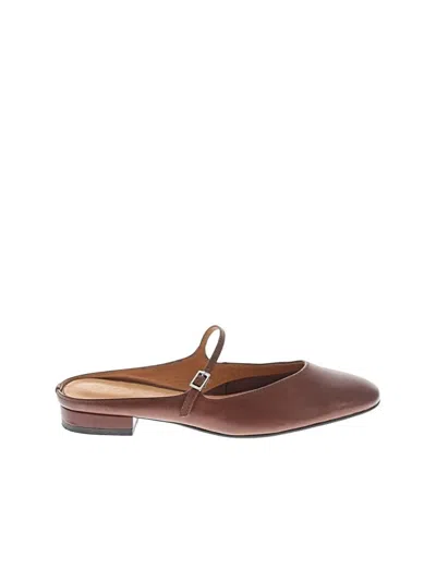 Pre-owned Assorted Brands Mule/clog In Brown