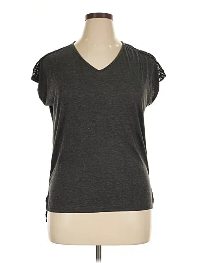 Assorted Brands Sleeveless T-shirt In Gray