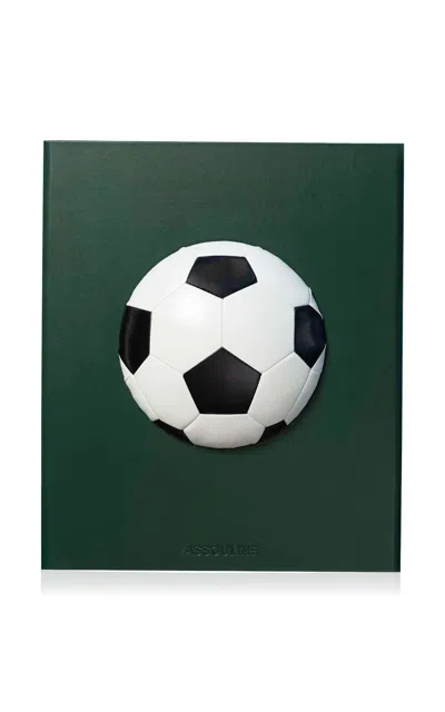 Assouline - Football The Impossible Collection: 100 Moments From The Beautiful Game - Green